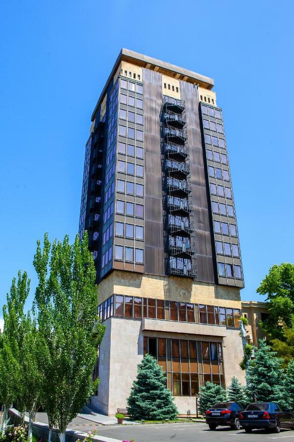 President Hotel By Hrazdan Hotel Cjsc Erivan Exterior foto