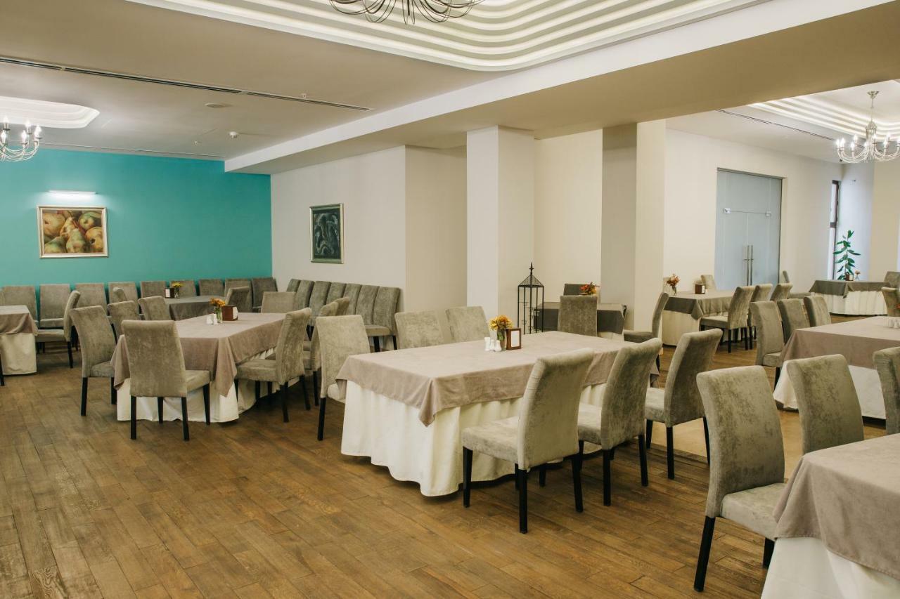 President Hotel By Hrazdan Hotel Cjsc Erivan Exterior foto